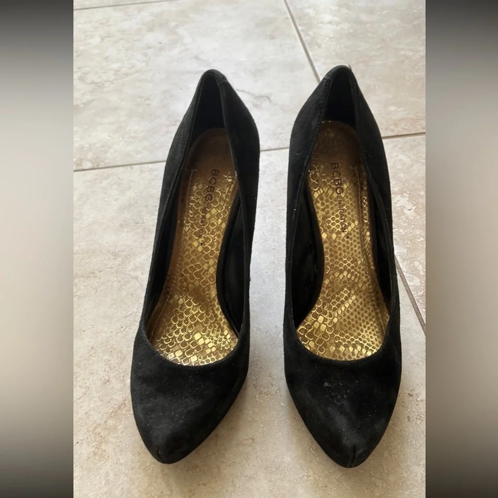 BCBG High Heel Black Pumps